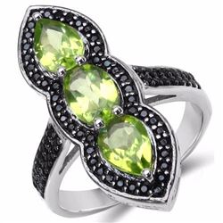 STERLING SILVER PERIDOT AND BLACK SPINEL RING