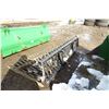 Image 1 : JOHN DEERE BUCKET