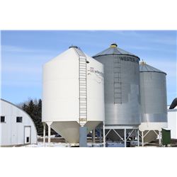 WESTEEL 2300 BU HOPPER BIN