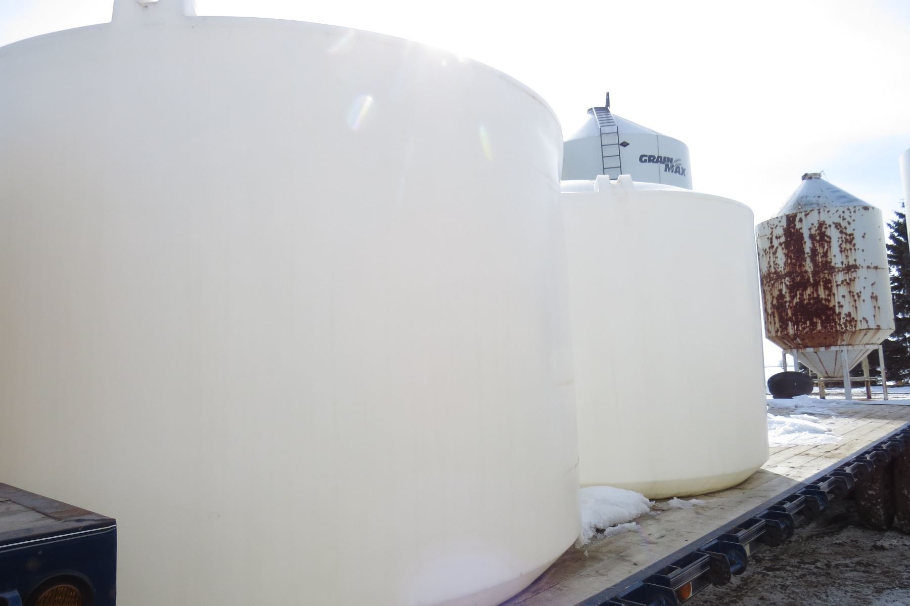 UFA 1200 GALLON WATER TANK