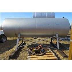 1000 GALLON WESTEEL DIESEL TANK