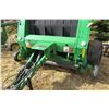 Image 2 : JOHN DEERE 568 MEGA WIDE ROUND BALER