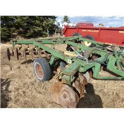 JOHN DEERE H1520 - 14' HEAVY DISC