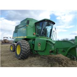 JOHN DEERE 9610 COMBINE