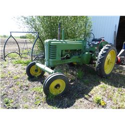 JOHN DEERE B TRACTOR