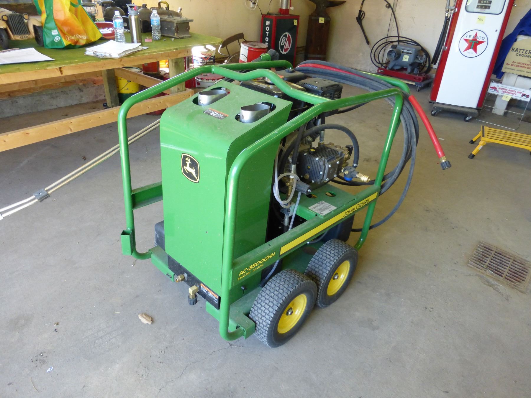 JOHN DEERE AC 3500 GHH 3.3 GPM KEROSENE HOT WATER STEAMER PRESSURE WASHER