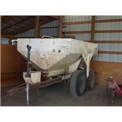 SMC 5 TON TANDEM PTO FERTILIZER SPREADER