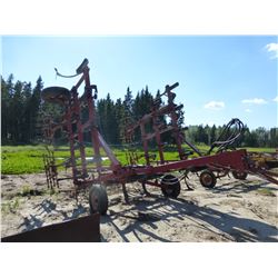 IH 5000 - 27' VIBRA CHISEL