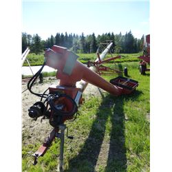 WESTFIELD 10" X 51' SWING AWAY AUGER