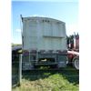 Image 3 : 1996 MIDLAND 42' TANDEM AXLE 2 COMPARTEMENT GRAIN TRAILER