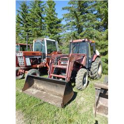 CASE IH 885 TRACTOR