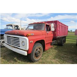 APPROXIMATELY 1975 FORD 500 SINGLE AXLE GRAIN TRUCK