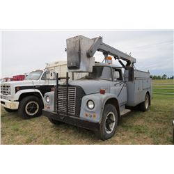 1973 IH LOADSTAR 1800 BUCKET TRUCK
