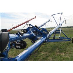 BRANDT 1070 SWING AWAY AUGER