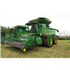 Image 1 : 2012 JOHN DEERE S680 COMBINE