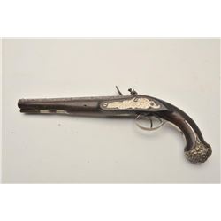 18CF-22 FLINTLOCK PISTOLEarly 19th century flintlock pistol with  ornate chiseled steel lock and mou