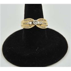 18RPS-34 DIAMOND RINGOne uniquely designed ring set with 26  diamonds weighing approx 0.65ct in 14k 