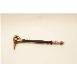 18AT-8 WAR HAMMERReproduction cast brass war hammer with  clenched fist.  The war hammer is  approxi