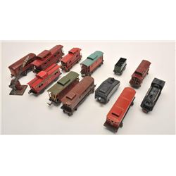 17FU-24 TIN TRAINS 1930-1940 LIONEL/AMER. FLYERLot of 12 old toy train cars, ca. 1930s-40s,   by Lio