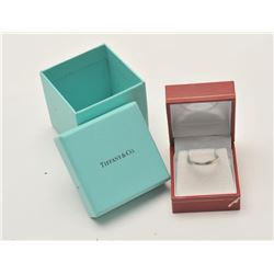 17LP-12 TIFFANY SILVER RINGTiffany sterling silver ladies ring.  The  ring is in good overall condit