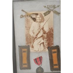 18AP-70 DISPLAYRiker case containing display of U.S. Cavalry  Captain’s shoulder bars, 2 insignia  (