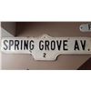 Image 1 : GAS, ROAD SIGN