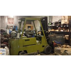 Clark Fork Lift 12000lbs with extension