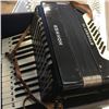 Image 1 : LOT213: Accordion