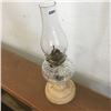 Image 1 : LOT276: Coal Oil Lamp