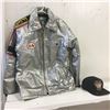 Image 1 : LOT311: Retro Team Ferrari Jacket & Team Cap Indi 500