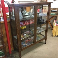 LOT467: China Cabinet