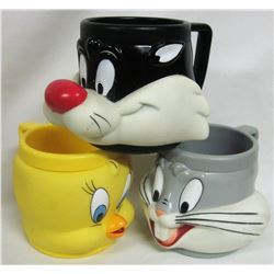 Set of 7 1992 KFC Looney Tunes Plastic character mugs - Schmalz