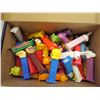 Image 2 : Pez Candy Character Dispensers