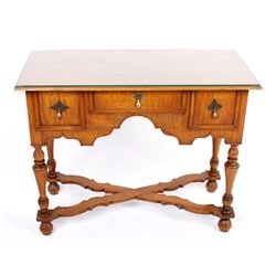 Georgian Style Lowboy, Early 20th Century