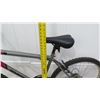 Image 24 : Roadmaster Granite Peak 18 Speed Men's Gray Road Racing Bike