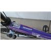 Image 21 : Roadmaster 24" Granite Peak Women's Blue Ground Assault 18 Speed Road Bike