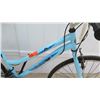 Image 8 : Roadmaster Adventures 700C Women's Blue Hybrid Bike w/ Bent Back Rim
