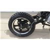 Image 2 : Black Green Dirt Bike 1601 Miles