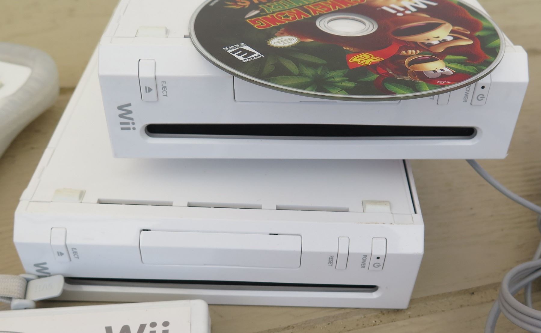 Electronics Nintendo Wii System With Extra Console 3 Games