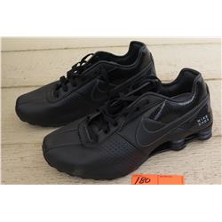 Men’s Nike Shox Shoes - Size 11