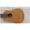 Image 2 : Ovation Applause, Model UA10 Ukulele