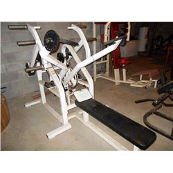 Pyramid Chest Machine