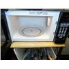Image 3 : NEWER MICROWAVE