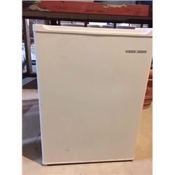 Black & Decker Compact Refrigerator