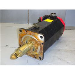 FANUC A06B-0147-B675 AM22/200O AC SERVO MOTOR ** BROKEN PLASTIC CAP!! SEE PICS!!