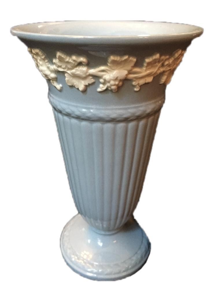 Wedgewood Queen S Ware Porcelain Vase