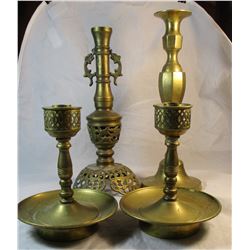 Lot of 4 vintage Brass Candlesticks