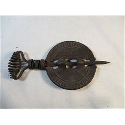 1880's Griswold Cast Iron Reversible Steel Spindle 4" Damper