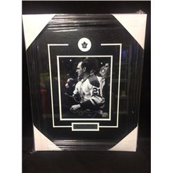 BOBBY BAUN AUTOGRAPHED 16" X 20" FRAMED PHOTO