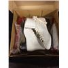 Image 2 : VINTAGE LAKE PLACID WOMENS FIGURE SKATES IN BOX (SIZE 8)
